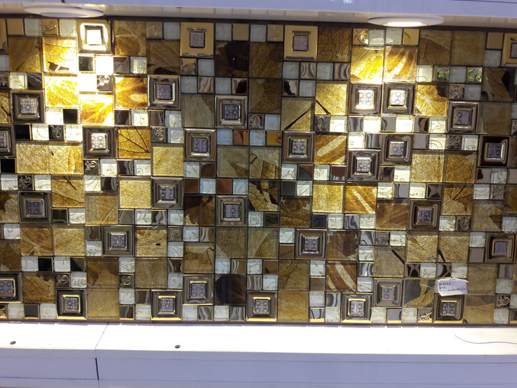 ابعاد کاشی ها 30*30 سانت میباشد